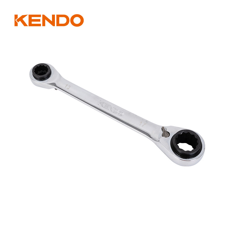 4-in-1ラチェットレンチ