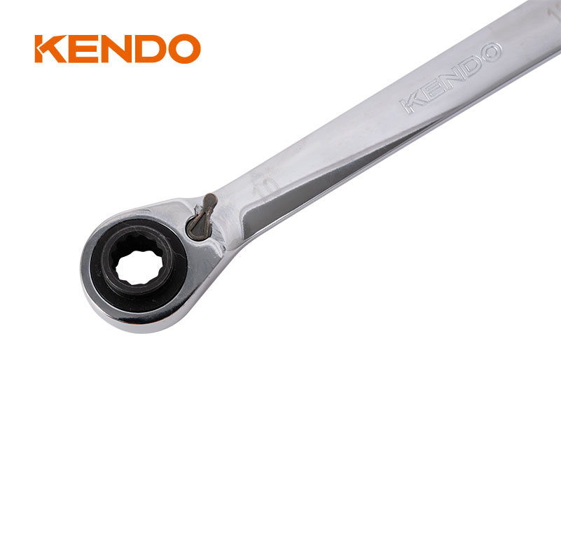 4-in-1ラチェットレンチ